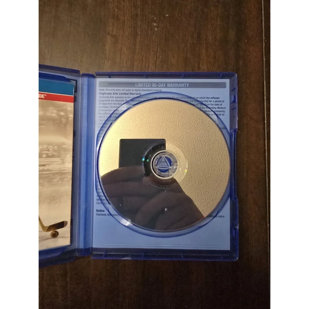 NHL 15 Sony Playstation 4 PS4 Video Game Complete